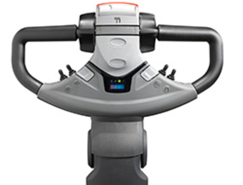 Timón con controles